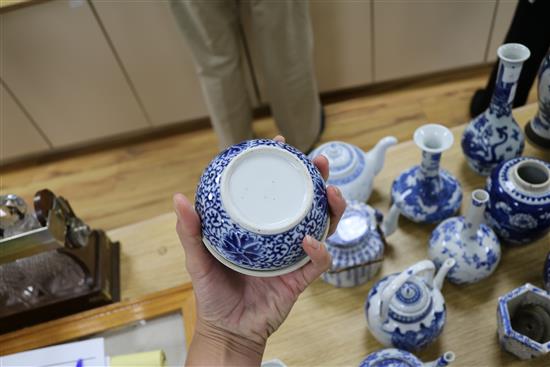 A quantity of 19th and 20th century Blue and white Chinese ceramics tallest 24.5cm